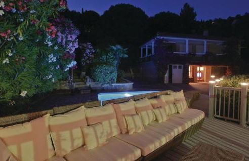 Awesome Home In Rayol-Canadel-Sur-Mer - Foto 10