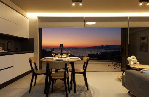 Sunshine Suite by Athens Riviera Suites - Photo 17