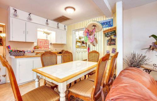 The Whacky Shack Family Cabin with Fire Pit! - Photo 7