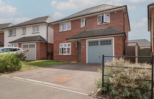 29 Ernest Dawes Avenue - Photo 1