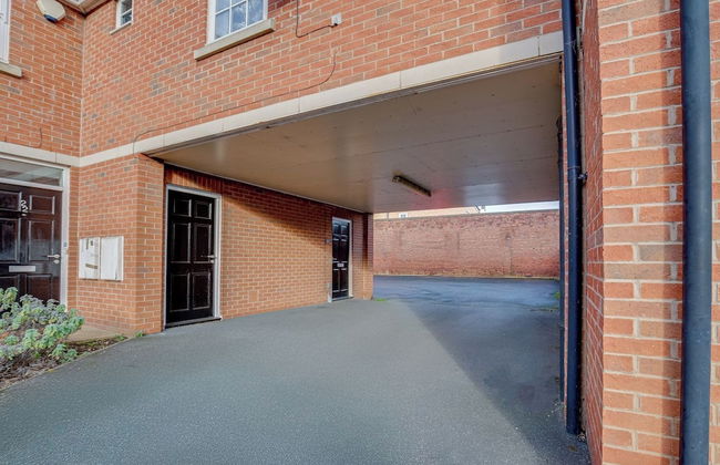 Quaint 1 Bedroom 1st Floor Flat - Photo 24