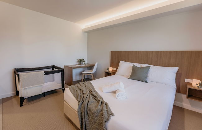 Beach & Bay Stay - Photo 5