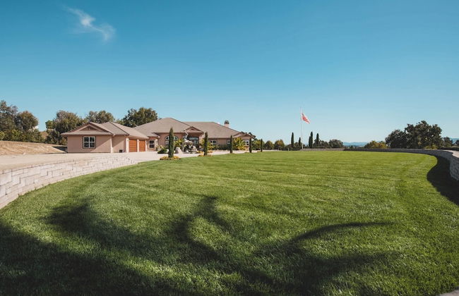 Mermaid by Avantstay Private Estate w/ Pool, Volleyball & Arcade! - Photo 29