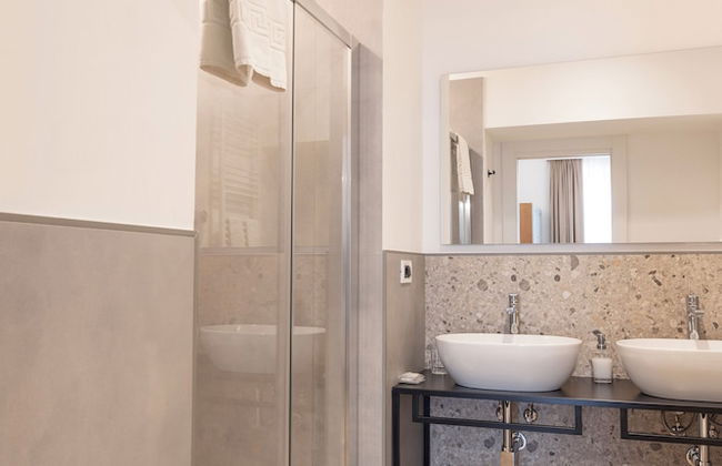 Tiburtina 86 Luxury Suites - Photo 48