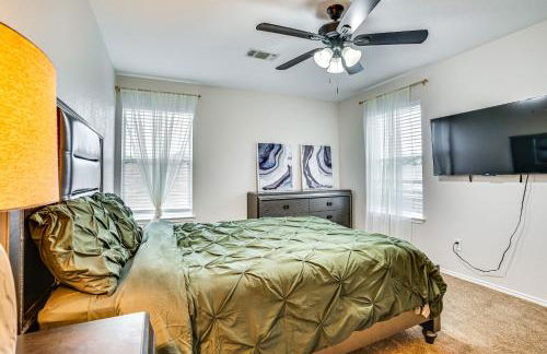 2 Mi to Old Town Spacious Burleson Vacation Home - Foto 22