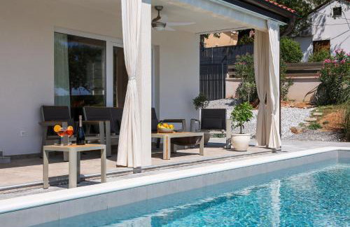 Villa Valentina - Luxurious holiday for 9 people with xxl pool and whirpool - Foto 9