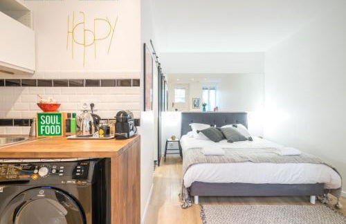 Eiffel Tower studio with terrace and AC - Foto 9