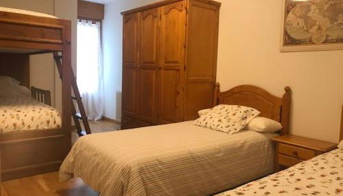 Biescas Centro! Garaje y wifi!! - Photo 2