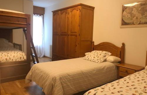 Biescas Centro! Garaje y wifi!! - Photo 2