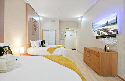 European style Queen Suite in Palm Coast - Best view with Balcony near Beaches! - Photo 31