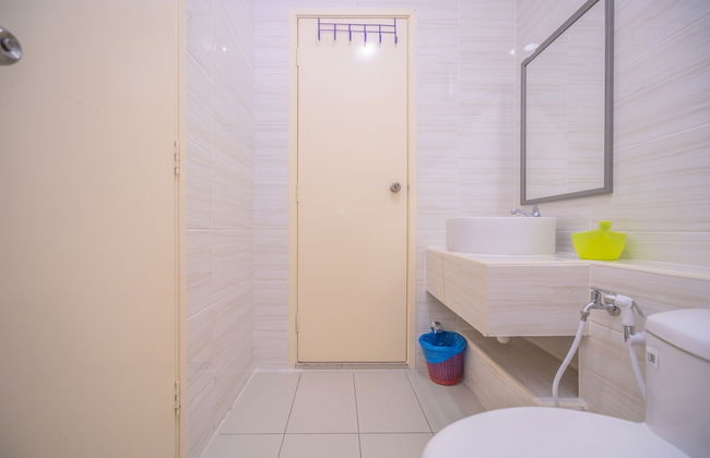 OYO Home 89464 Awesome 1 Bedroom D'summit - Foto 18