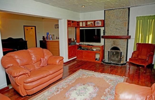 Hillsborough Cottage Nuwara Eliya - Photo 11