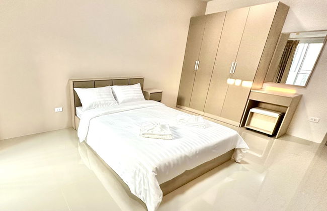 Smith's Place - Photo 5