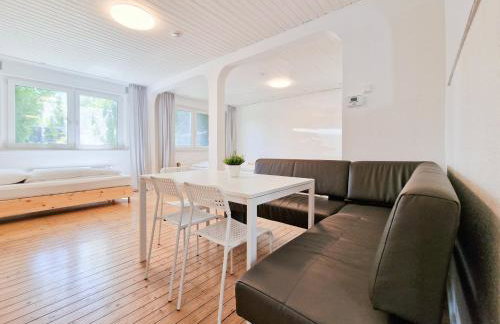 Tolstov Apartments - 3 Room Apartments with Garden - 20 Min Messe DUS & Airport DUS - Foto 17