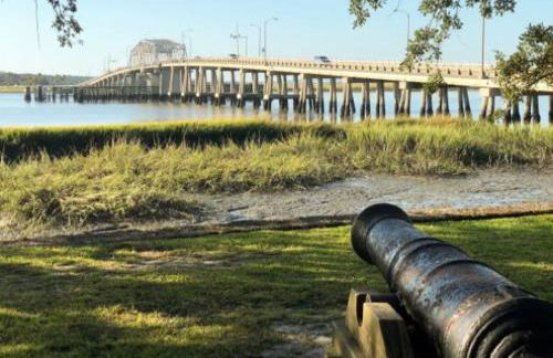 Stylish Downtown Cottage - Prime Historic Location - Foto 33