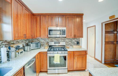 Woodstock Getaway with Hot Tub about 2 Mi to Dtwn! - Foto 12