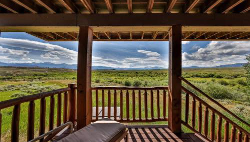 Mountain Bliss 3 BR Retreat With Views and Hot Tub - Foto 3