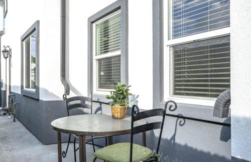 Amazing Value with High Comfort, 14 Guests for 4BR by Disneyland, Beaches, Rodeo 39 & More - Foto 20