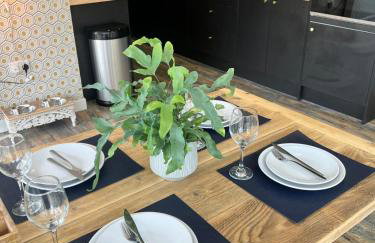 Sleeps14,Sauna,ColdPlunge,Hottub,xboxroom,XLgarden - Foto 80