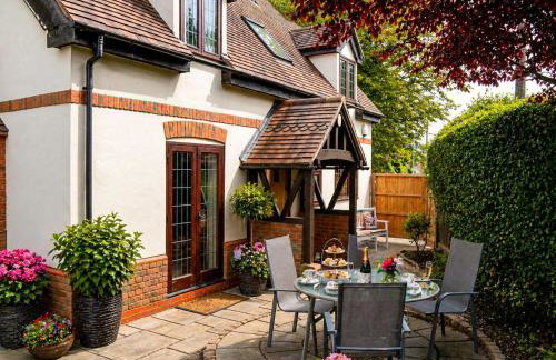 Measure Cottage - Sleeps up to 4 - Henley in Arden - HOT TUB - Foto 2