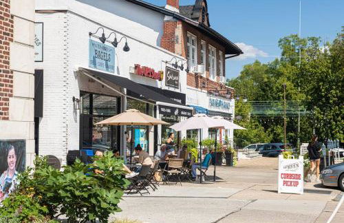 2mins DTPatioParking50 Roku TV400 Mbps - Foto 16