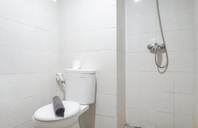 Classic Modern Studio Room (No Kitchen) at My Tower Apartment - Photo 11