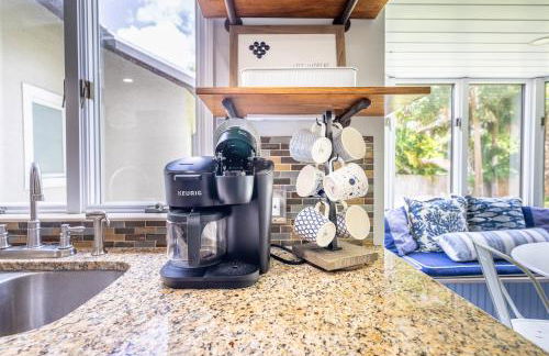 Relaxing Modern Farmhouse in Jupiter Farms. Family-and Dog-friendly! - Photo 9