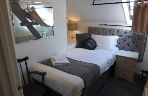 Falstaff Cottage, NEW HOT TUB, Sleeps up to 5, Stratford upon Avon - Foto 15