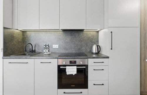 Stylowy apartament z balkonem i panoramą miasta - Foto 9