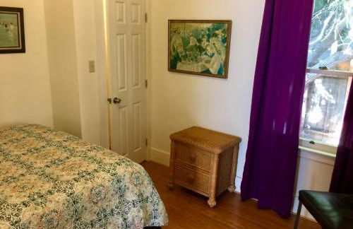 Ruth House Original Craftsman PETS, walk to State st. - Photo 40