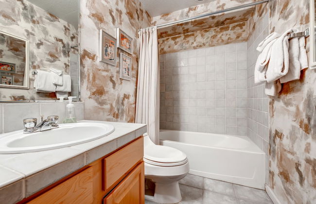 Bay Club Town Homes by CRMR - Foto 32