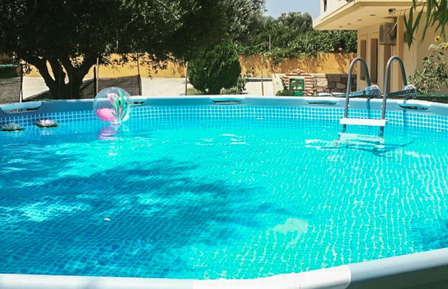 Cozy Family Home Near the Beach - Photo 24