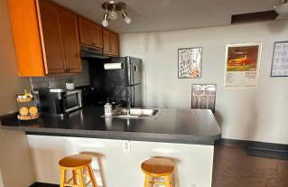 420 Friendly BOHO Loft Downtown KING suite FREE parking - Foto 13