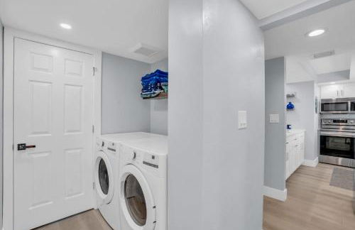 Deluxe Condo - Amazing Views - Photo 28