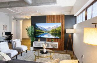 2BR River Market Loft for 6 - Rooftop & Gym - Foto 7