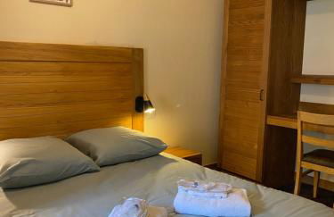 Appartement T2+coin nuit 6 pers résidence de Cami Real au centre du village de saint Lary Soulan avec piscine intérieure+ sauna et hammam - Foto 8