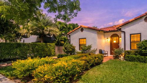 Spanish 4BR Compound w Casita & Private Yard - Foto 5