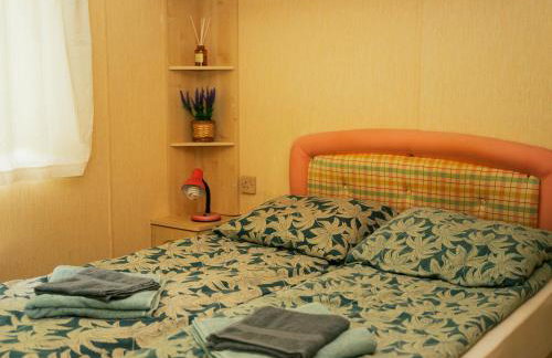 Domek na Mazurach nad stawem z jacuzzi - Photo 19