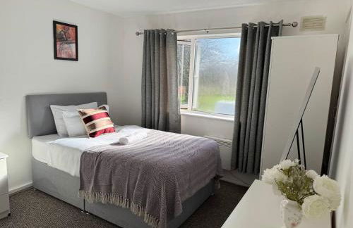 Abdul's Apartment BGH Free Parking - Foto 13