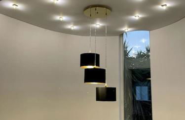 Luxury Villa with Pool, BBQ & Garden in Vouliagmeni - Foto 54