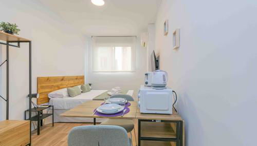 Classy XVIII - Ferga Suites - Photo 2