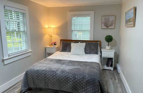 Spacious 1 Bedroom Cottage Close to Everything 3 - Foto 6