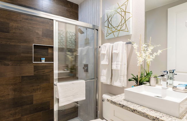 4 BR 4 BA Hidden Gem Min Disney 1804ft - Foto 16