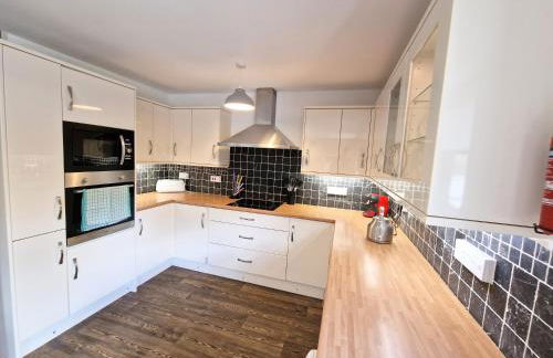 Lbtie Lodge with Two Private Hot Tubs - Fife - Loch Leven - Lomond Hills - Photo 29