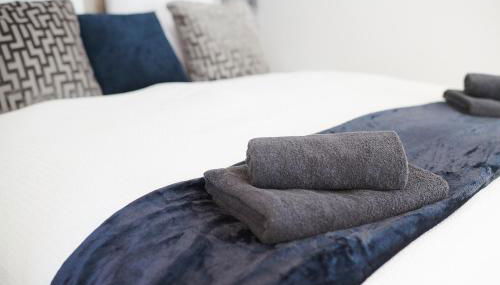 Stilvolles Apartment ruhig, 24-7 Self-Check in, WLAN top, Parkplatz an der Strasse, Bushaltestelle vor Haus - Foto 4