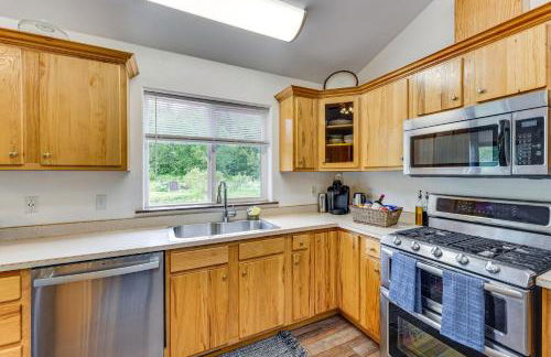 Palmer Escape with Mtn Views Fishing and Hiking! - Foto 10