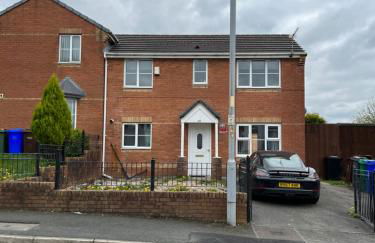 Spacious 3-Bedroom house with 5 beds and sofa-bed - Foto 6