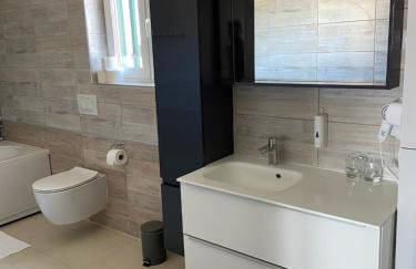 Villa Victoria Istra - heated pool - Foto 22