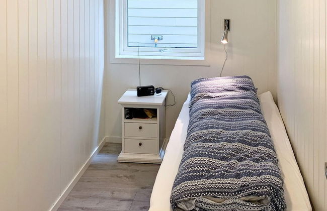 8 Person Holiday Home in Urangsvag - Foto 6