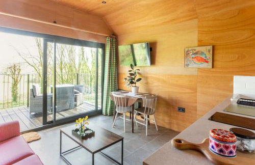 Cabin with a spectacular outlook - Photo 25